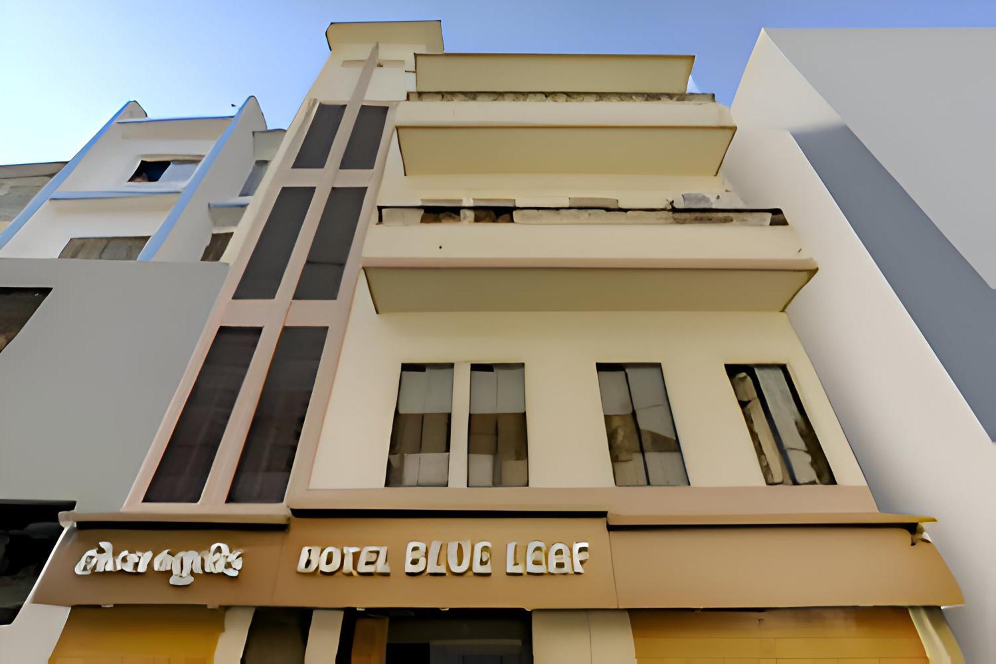 Hotel Blue Leaf Rajkot Extérieur photo