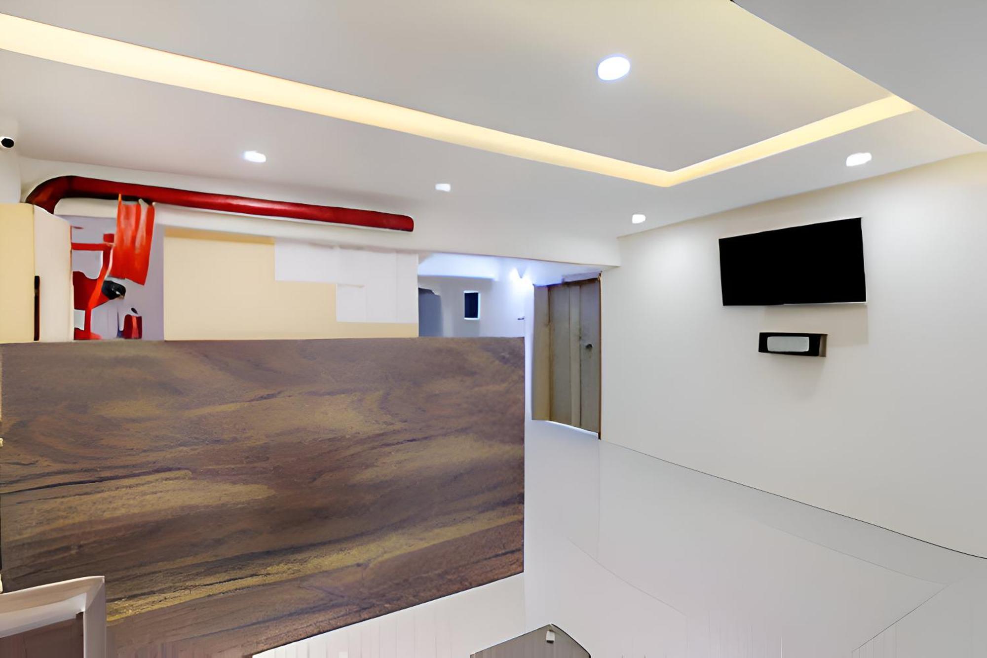 Hotel Blue Leaf Rajkot Extérieur photo