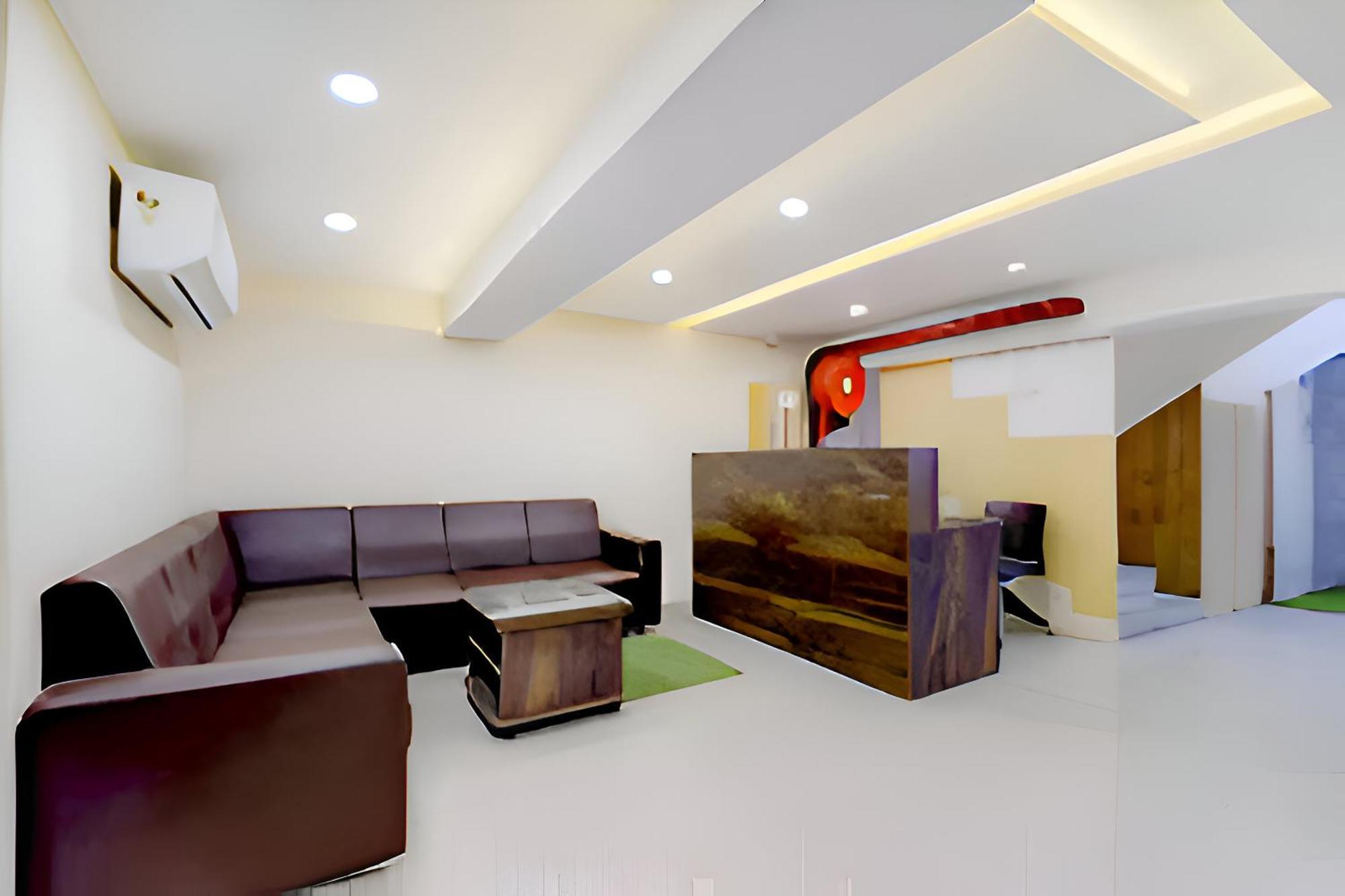Hotel Blue Leaf Rajkot Extérieur photo
